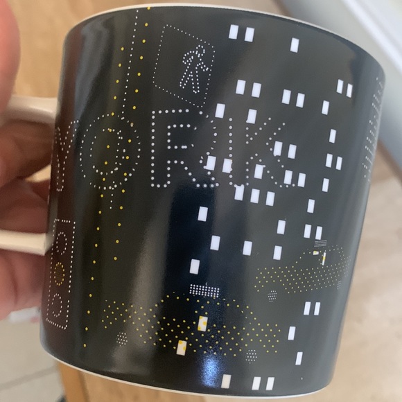 Starbucks 2014 Times Square NYC Ceramic Mug 14 fl oz / 414 ml - Picture 8 of 9